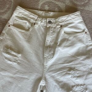 White PacSun 90s Boyfriend Jeans